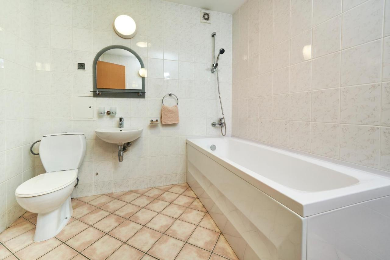 Hostel Relaks Olsztyn  Exteriör bild